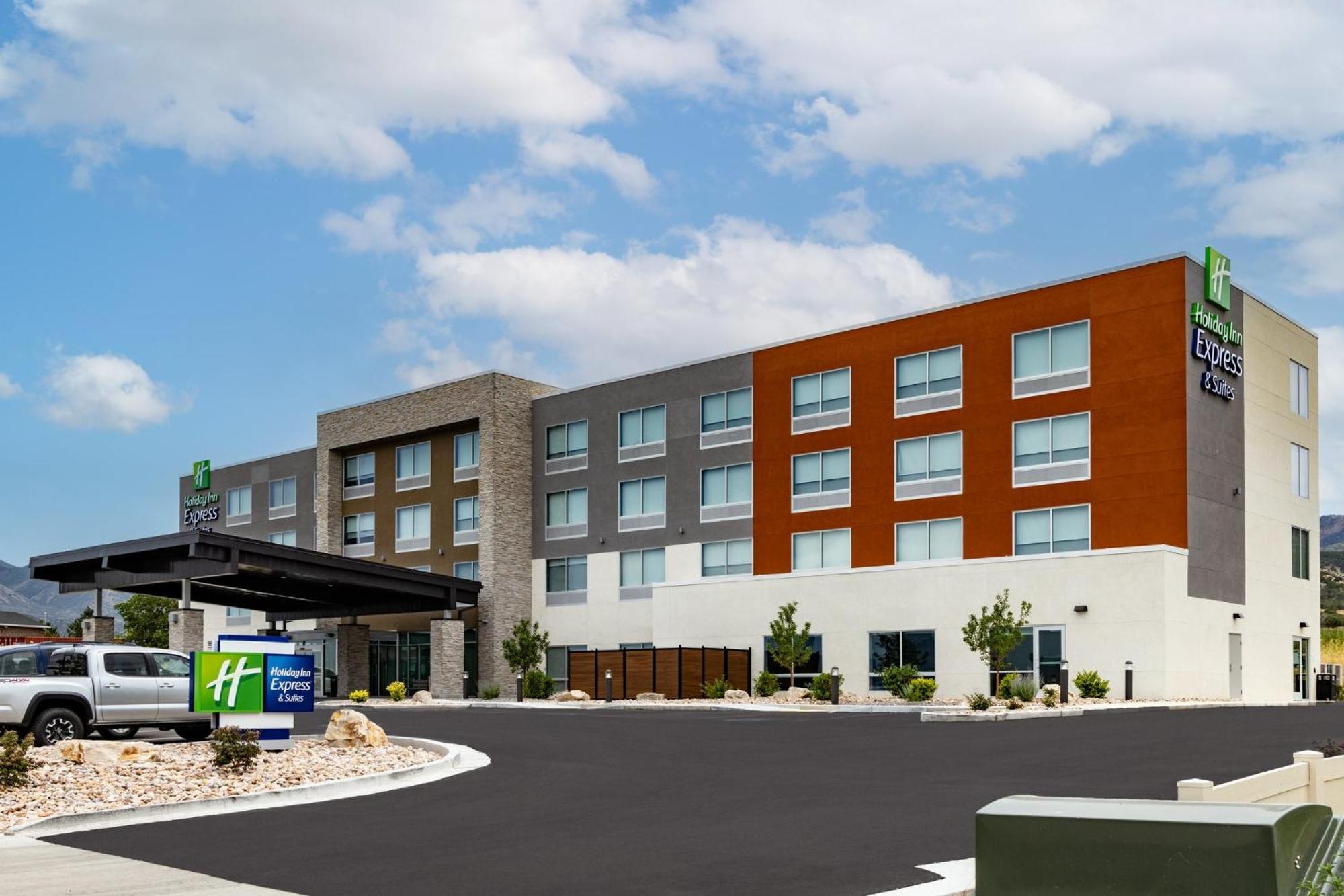 Holiday Inn Express & Suites - Nephi By Ihg Ngoại thất bức ảnh